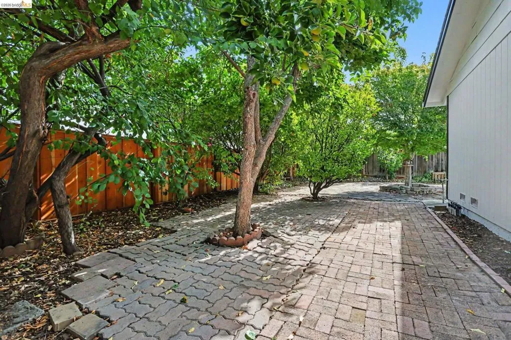 545 E Arques Ave Sunnyvale, CA 94085