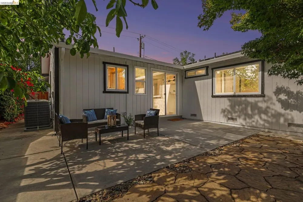 545 E Arques Ave Sunnyvale, CA 94085