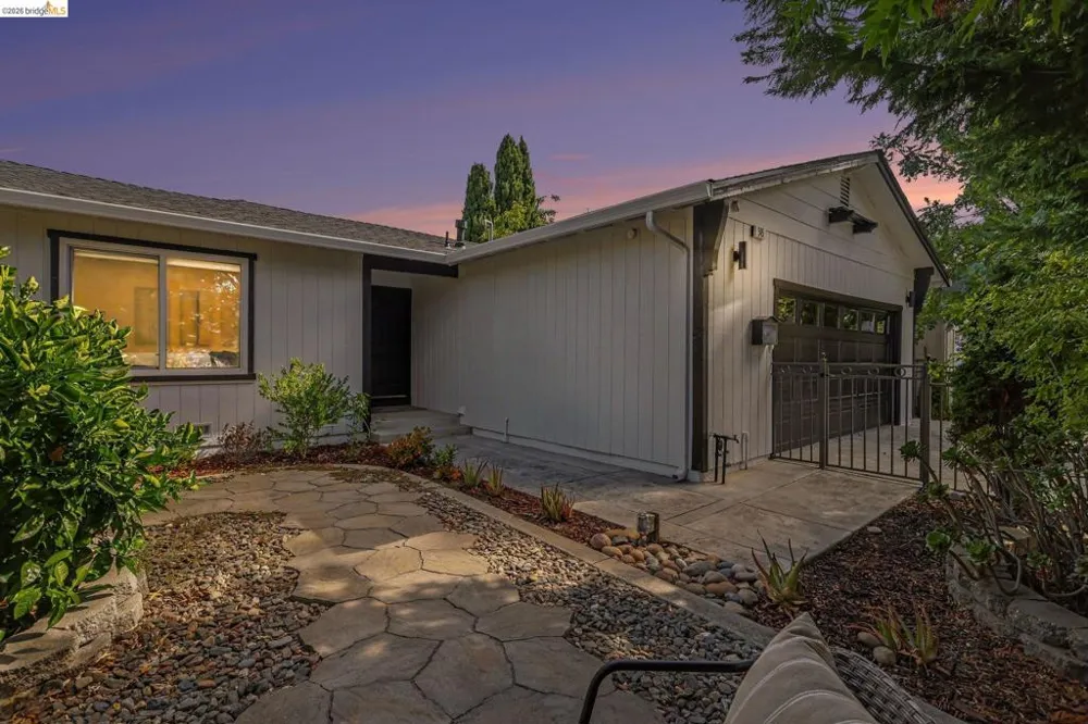 545 E Arques Ave Sunnyvale, CA 94085