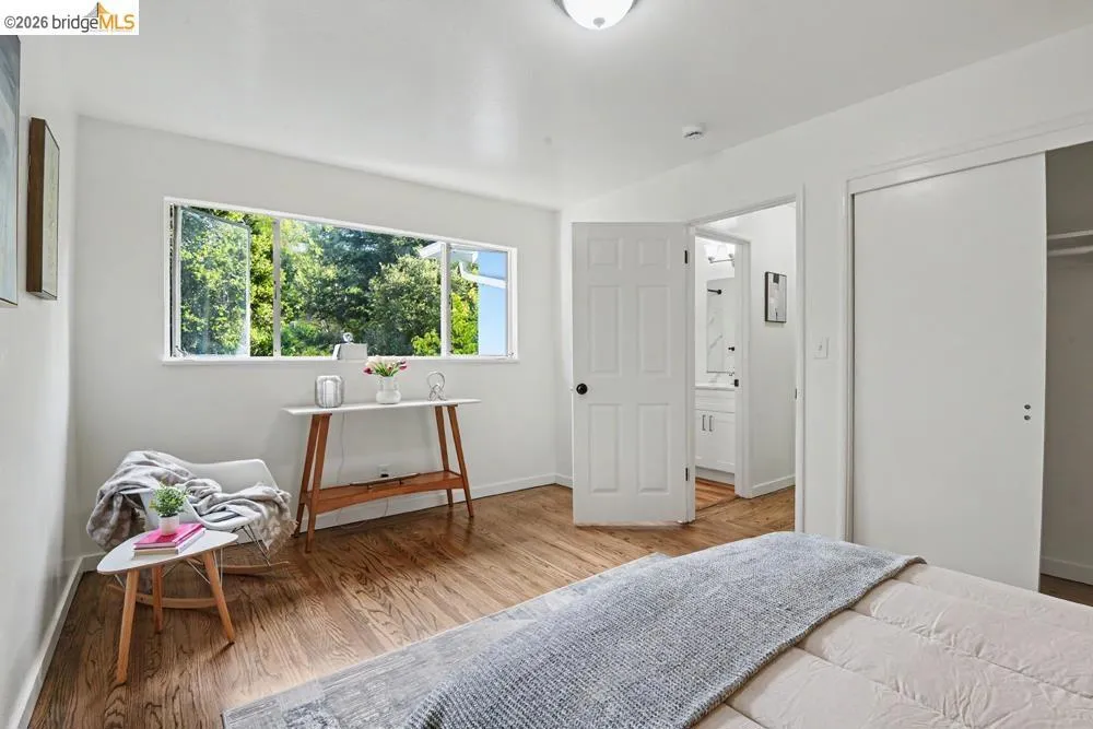 6138 Oakdale Oakland, CA 94605