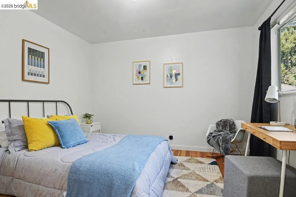 6138 Oakdale Oakland, CA 94605