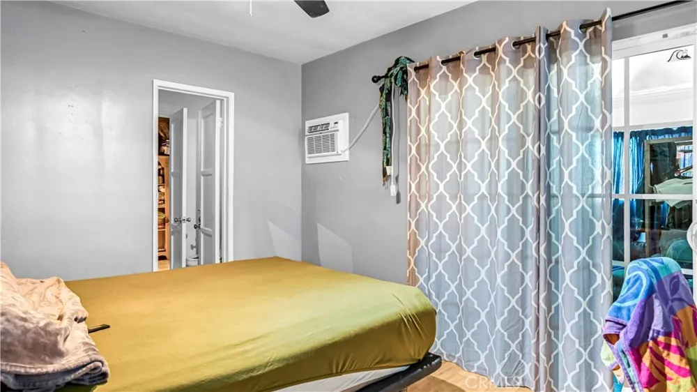 14474 JUDD STREET Arleta, CA 91331