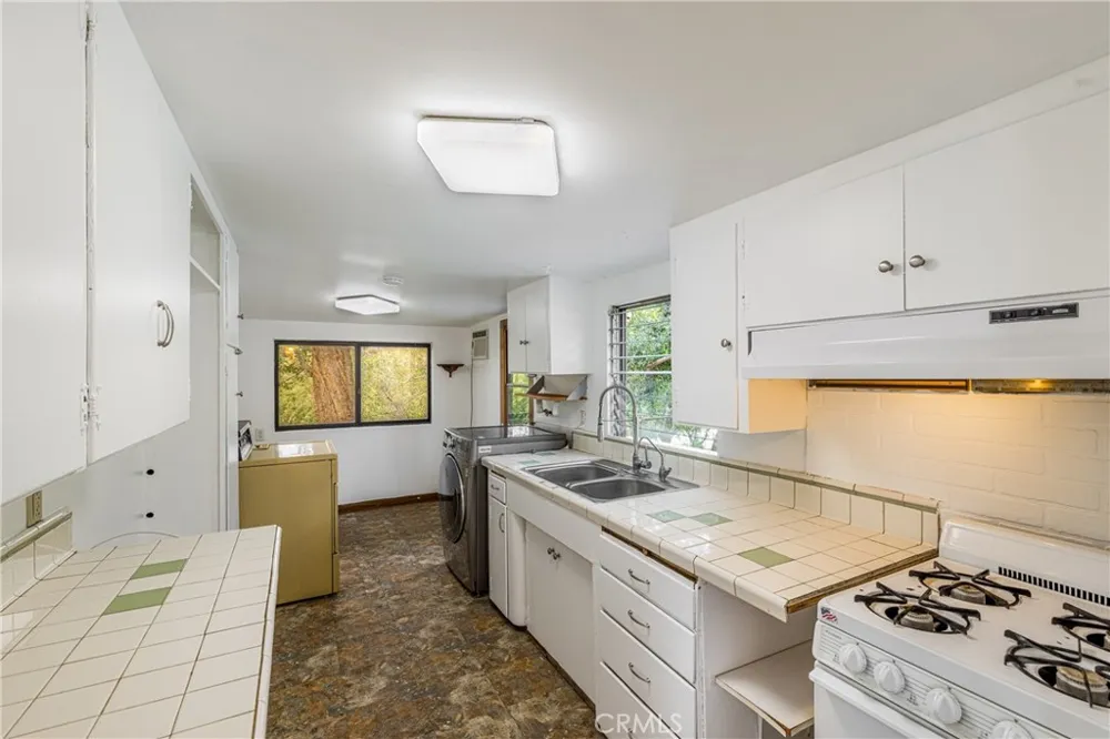 7444 Tranquil Drive Tujunga, CA 91042