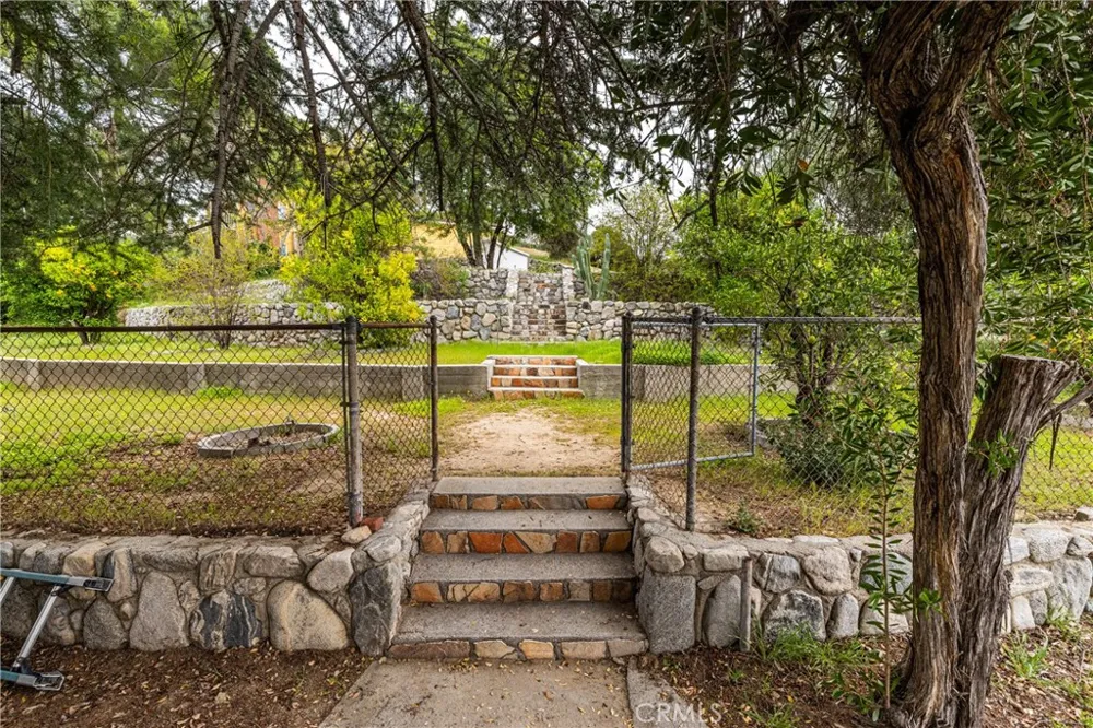 7444 Tranquil Drive Tujunga, CA 91042