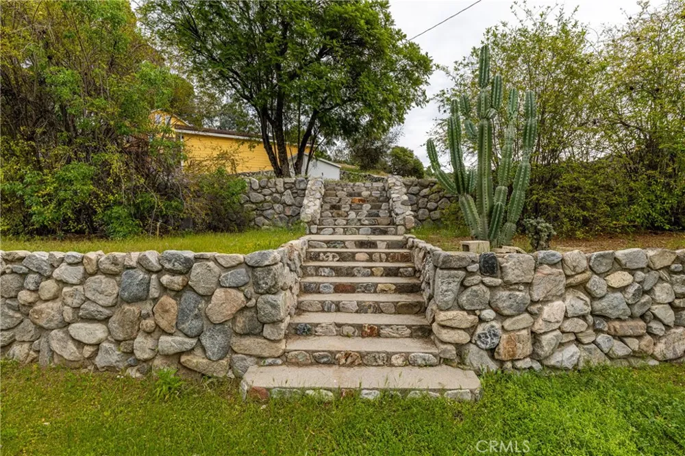 7444 Tranquil Drive Tujunga, CA 91042