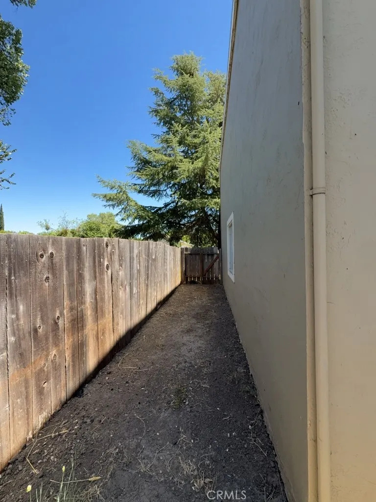 3001 Lakeshore Boulevard #1 Lakeport, CA 95453