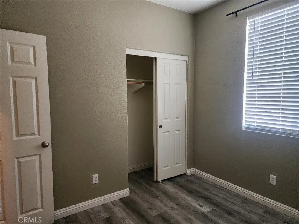 5492 Harmony Eastvale, CA 91752