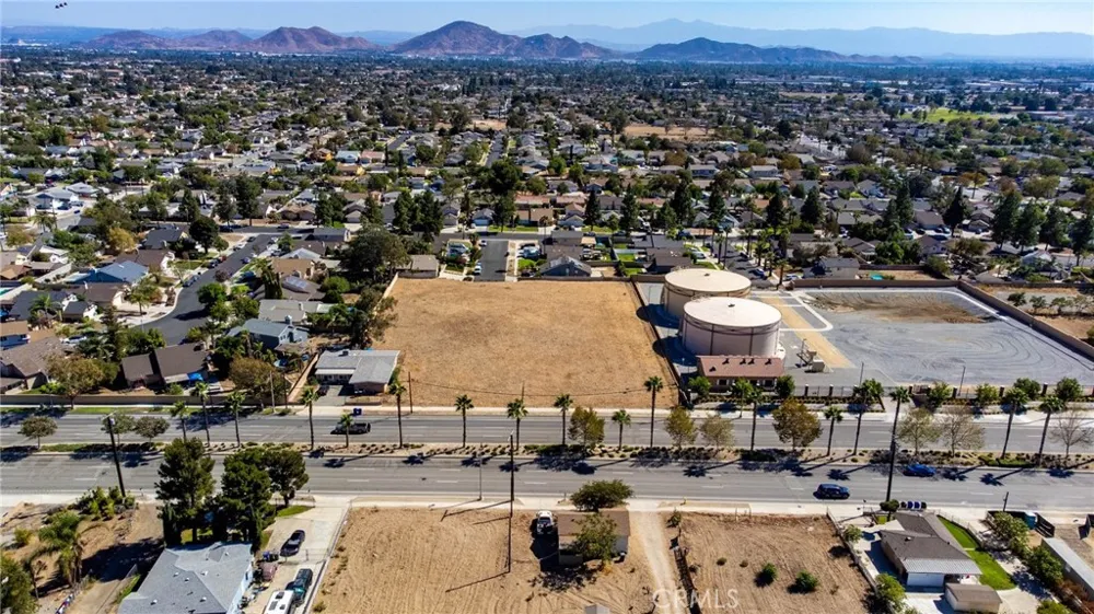16227 Baseline Avenue Fontana, CA 92336