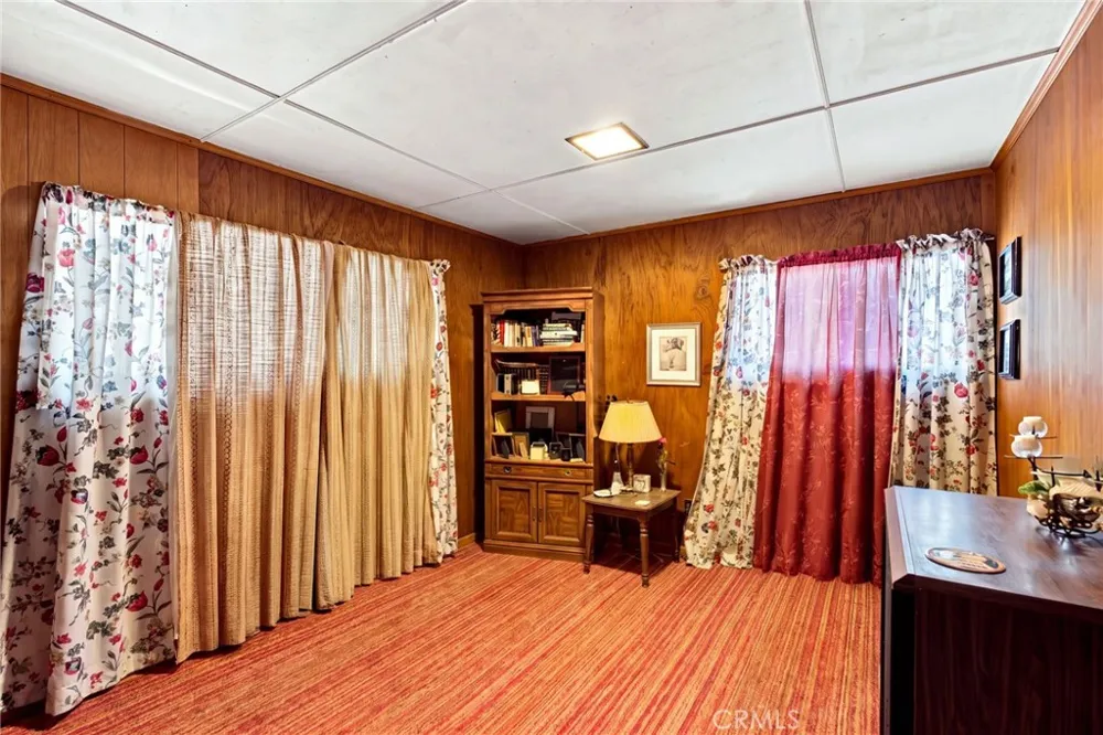 101 Weisshorn Crestline, CA 92325