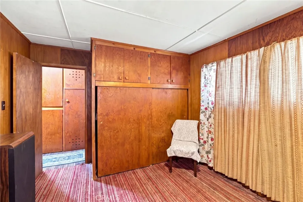 101 Weisshorn Crestline, CA 92325