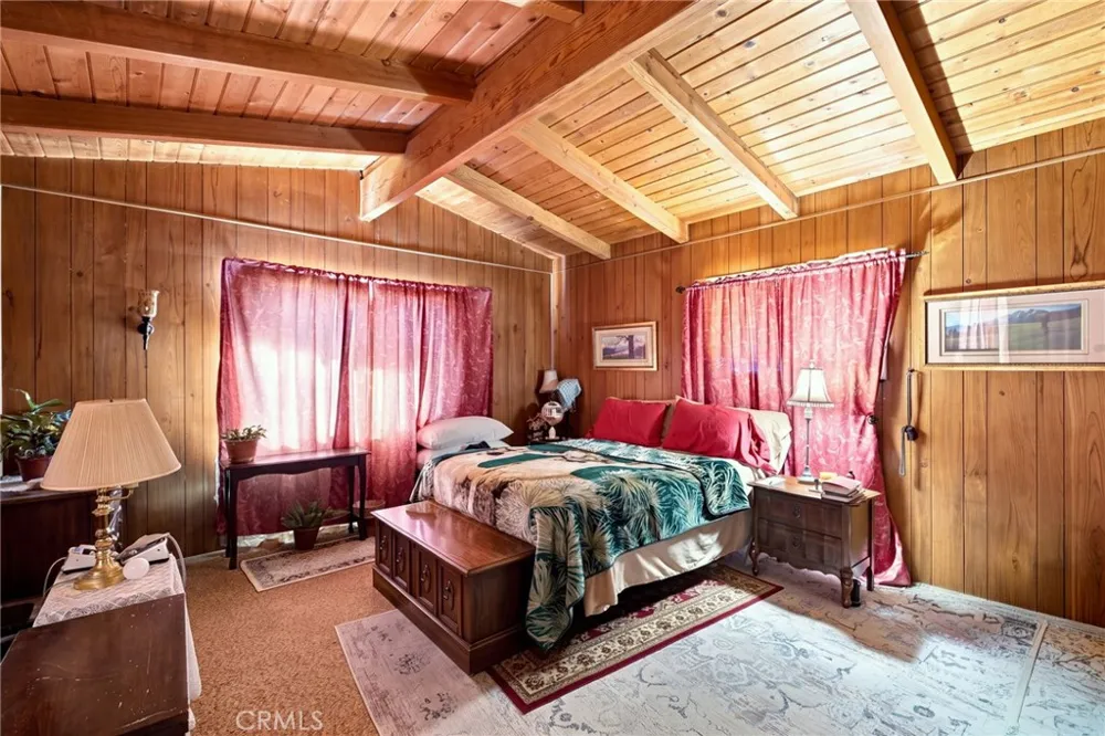 101 Weisshorn Crestline, CA 92325