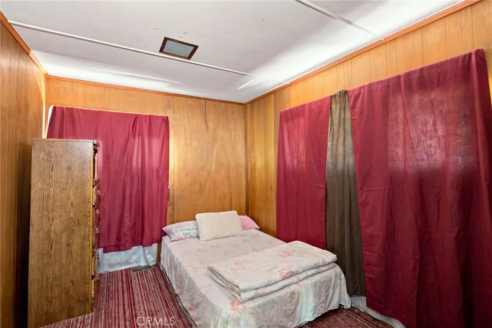 101 Weisshorn Crestline, CA 92325