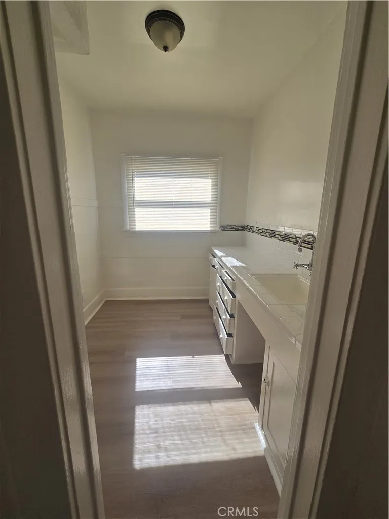 942 E 2nd #7 Long Beach, CA 90802