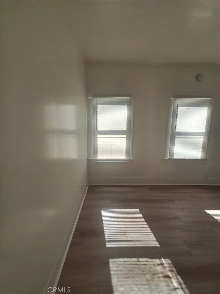 942 E 2nd #7 Long Beach, CA 90802