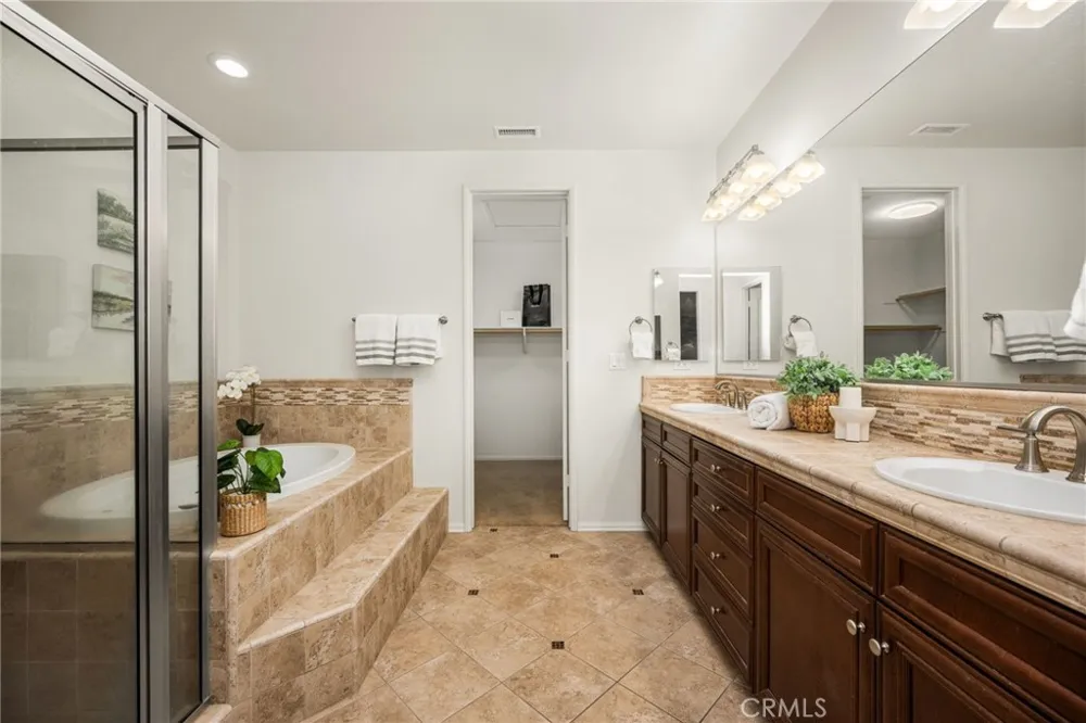 4100 Villa Pasado Yorba Linda, CA 92886
