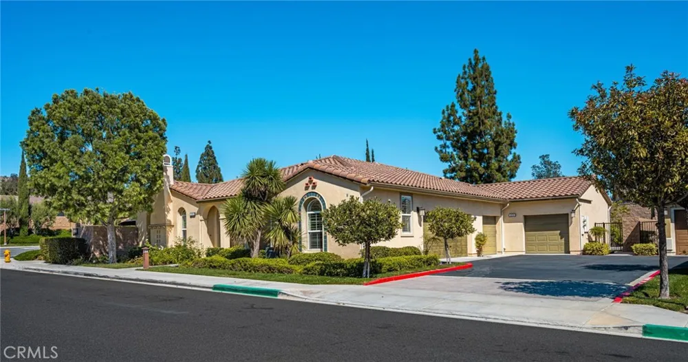4100 Villa Pasado Yorba Linda, CA 92886