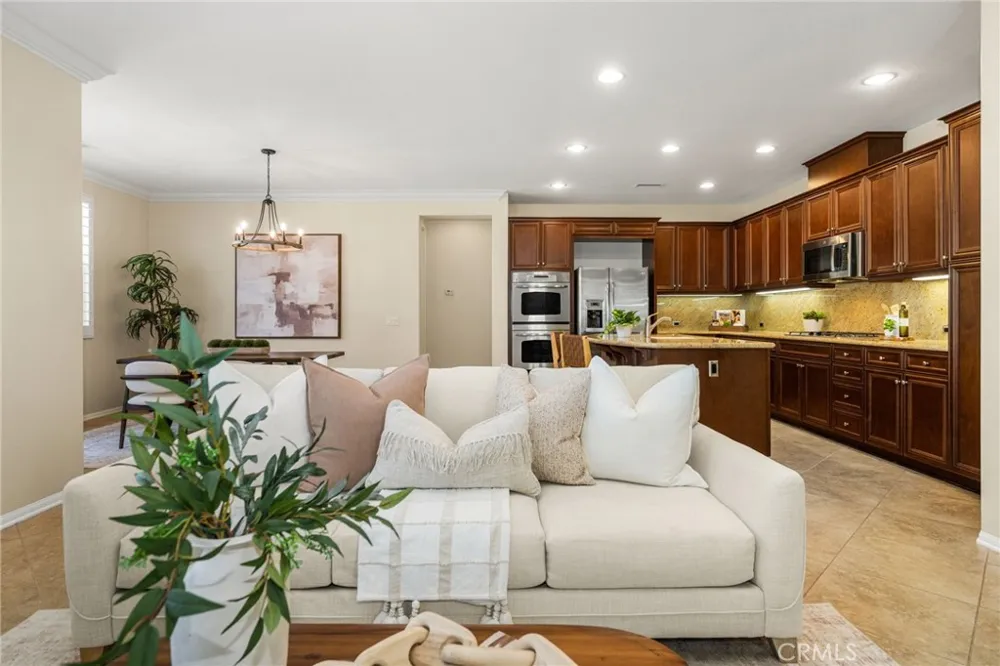 4100 Villa Pasado Yorba Linda, CA 92886