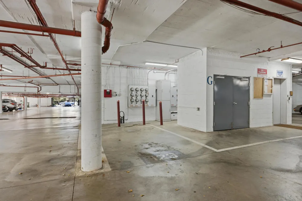 8180 Manitoba Street #255 Los Angeles, CA 90293
