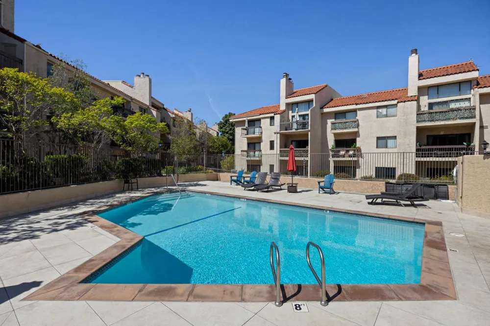 8180 Manitoba Street #255 Los Angeles, CA 90293