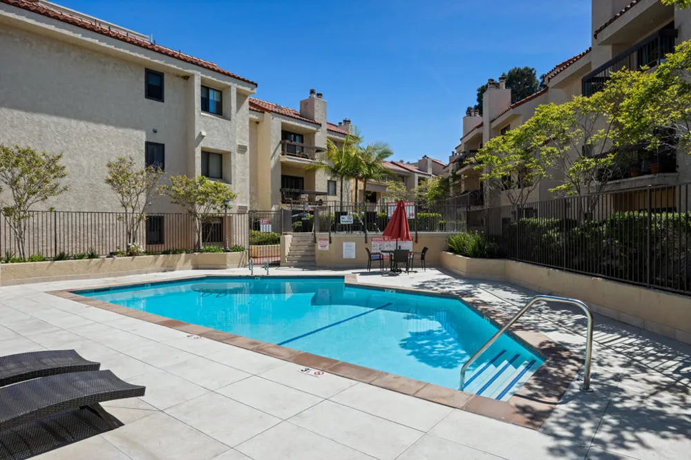 8180 Manitoba Street #255 Los Angeles, CA 90293
