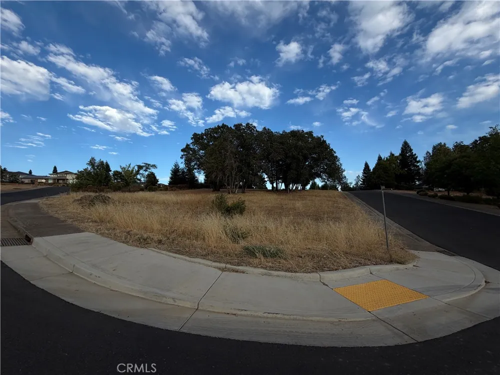 5990 Royal Point Paradise, CA 95969