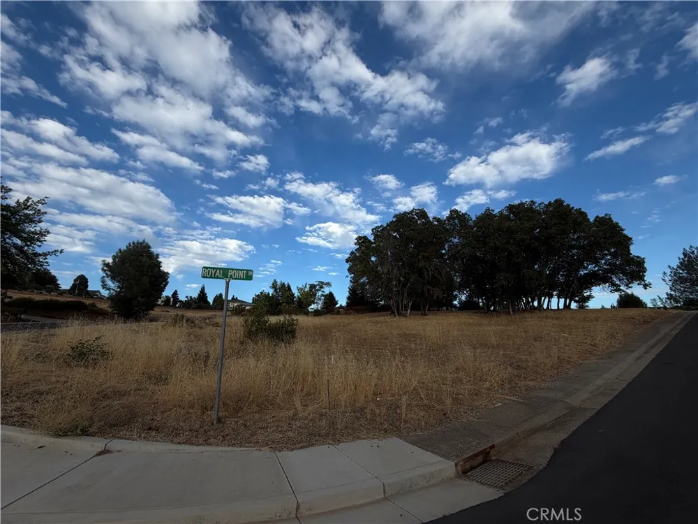 5990 Royal Point Paradise, CA 95969