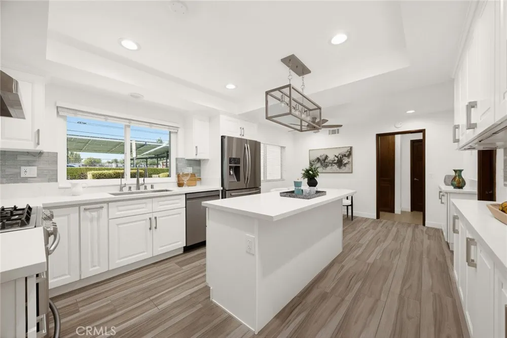 2000 Holly Avenue Arcadia, CA 91007