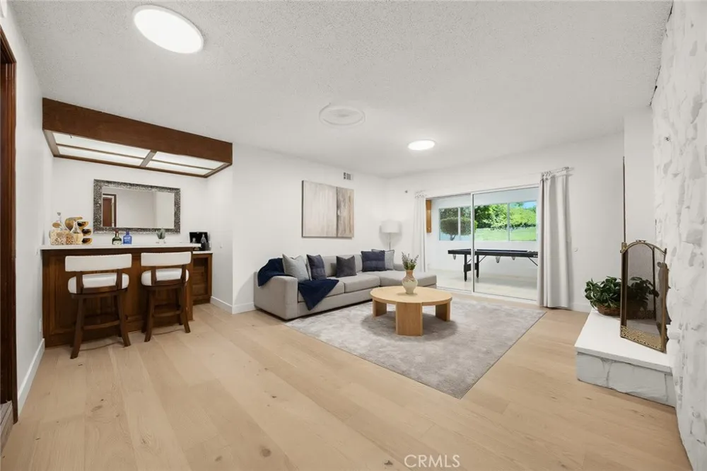 2000 Holly Avenue Arcadia, CA 91007