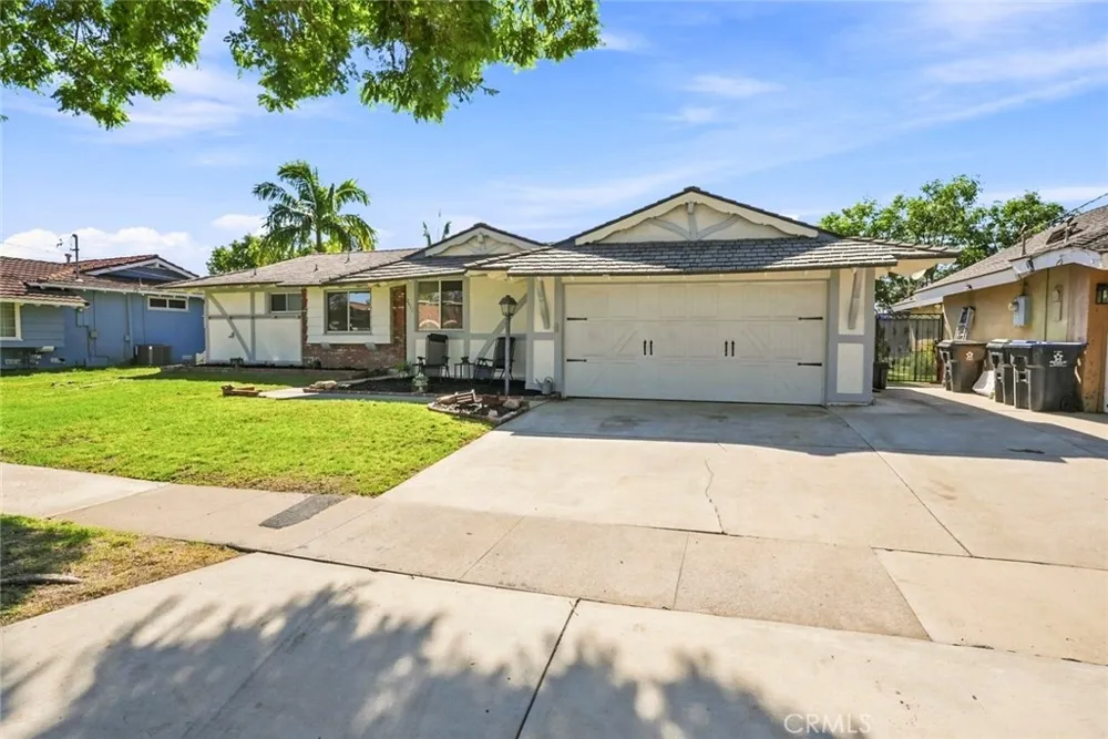 2612 Townley Santa Ana, CA 92706