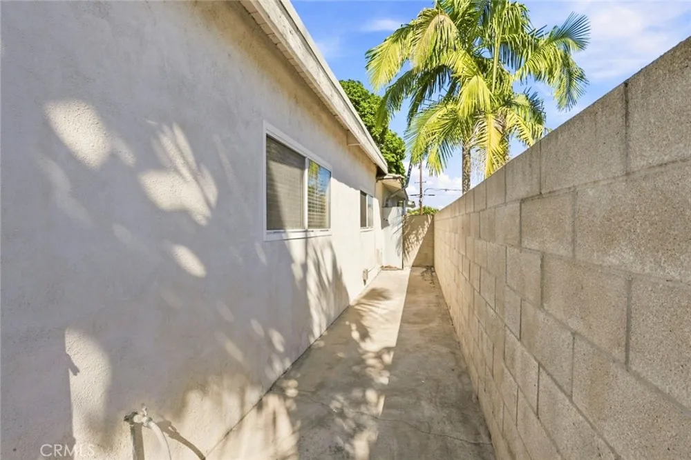 2612 Townley Santa Ana, CA 92706
