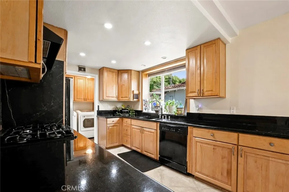 2612 Townley Santa Ana, CA 92706