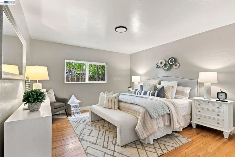 554 Beechmont Lane Hayward, CA 94544