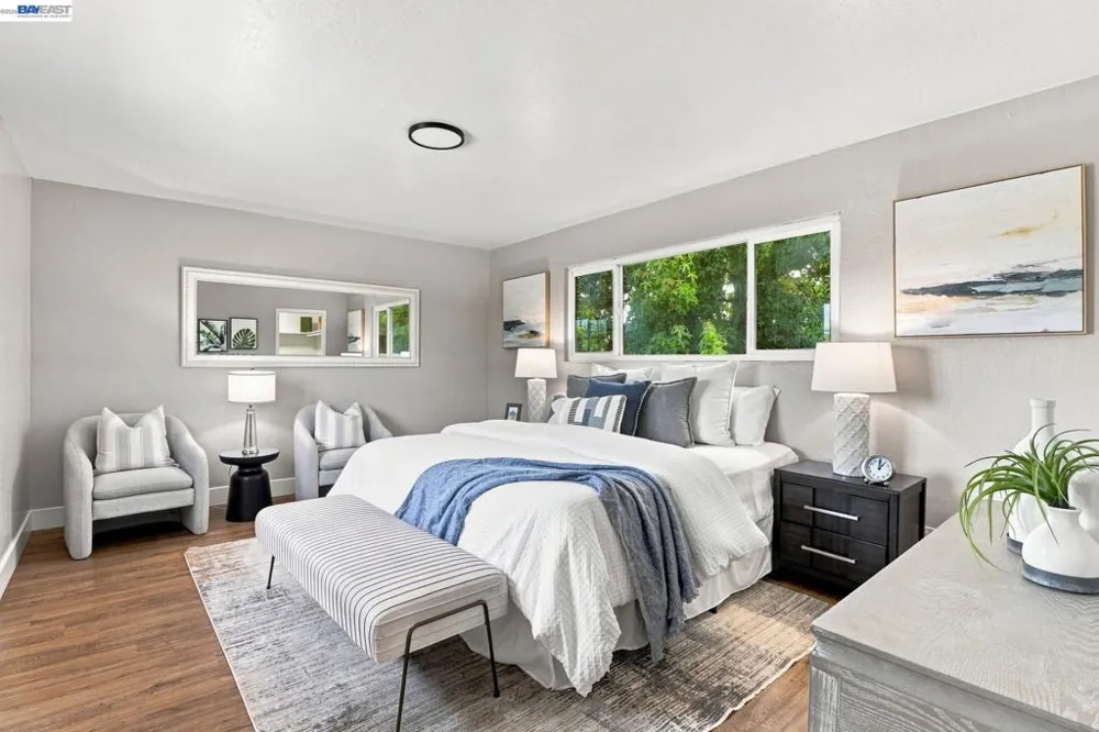 554 Beechmont Lane Hayward, CA 94544