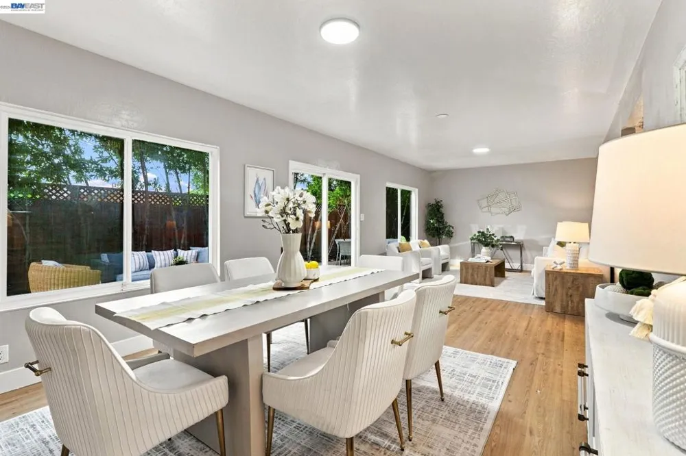 554 Beechmont Lane Hayward, CA 94544