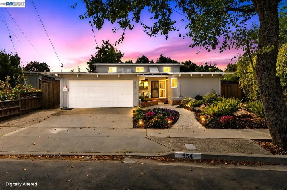 554 Beechmont Lane Hayward, CA 94544