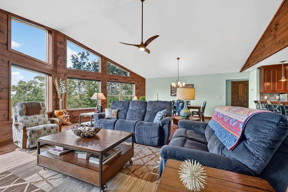 78 Longview Lane Blue Ridge, GA 30513