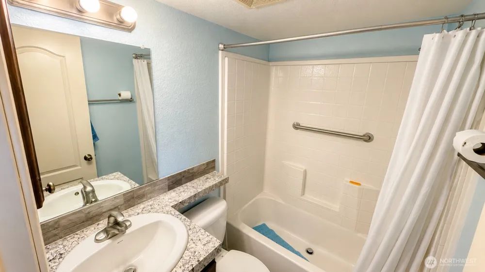 44 Butterfly Lane Pacific Beach, WA 98571