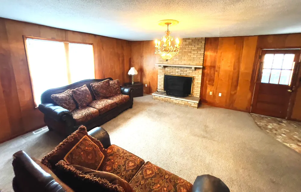408 Poplar St Waynesboro, TN 38485