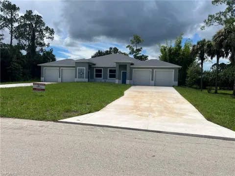 3833 Kittyhawk Drive