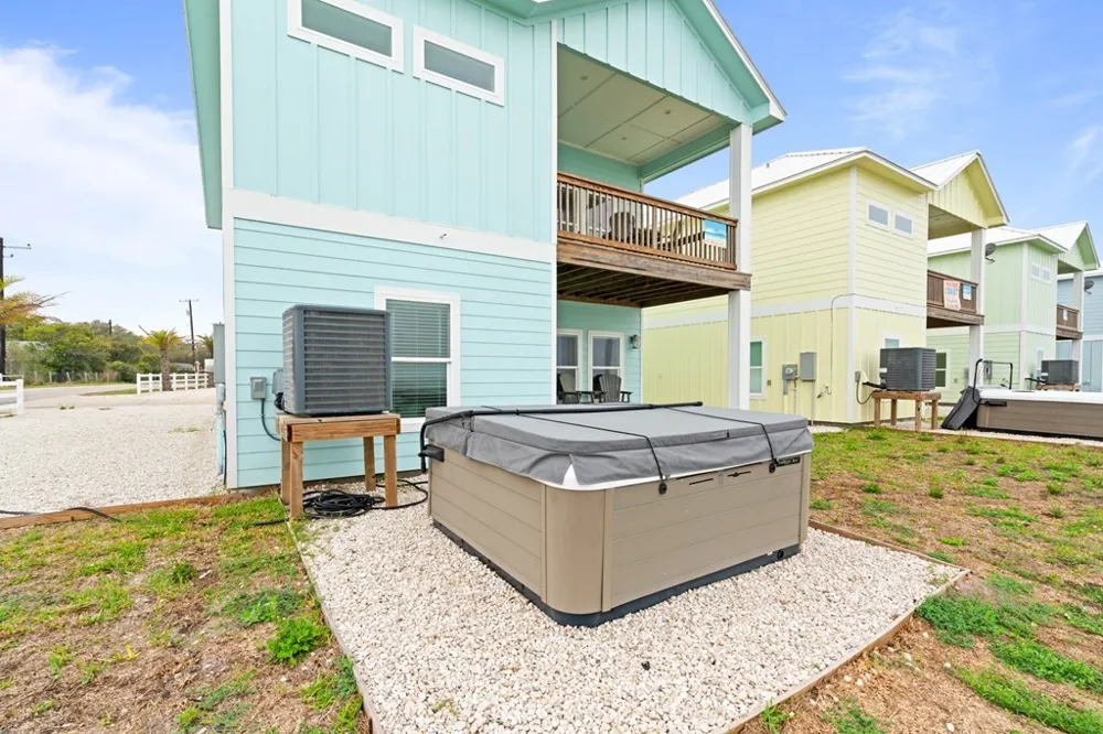 171 Seven Palms Drive Fulton, TX 78358