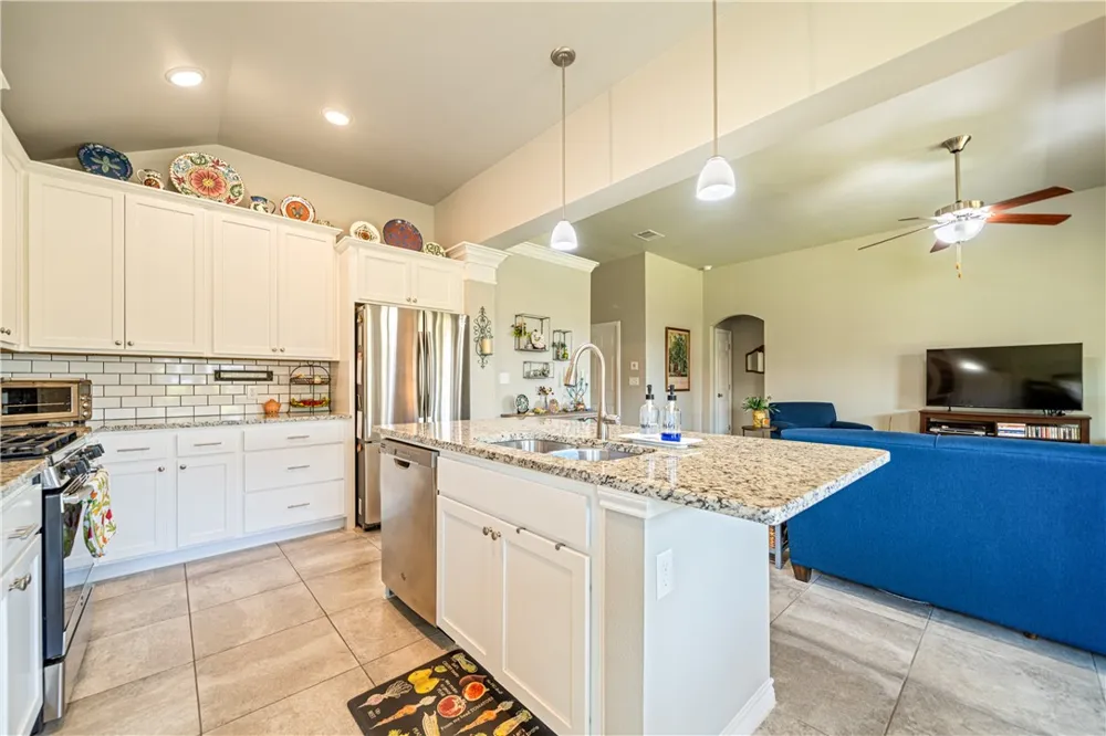 2210 Spoonbill Drive Corpus Christi, TX 78414