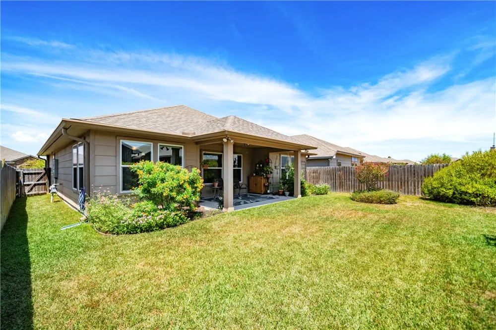 2210 Spoonbill Drive Corpus Christi, TX 78414