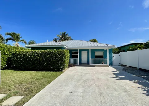 3458 Canal Court