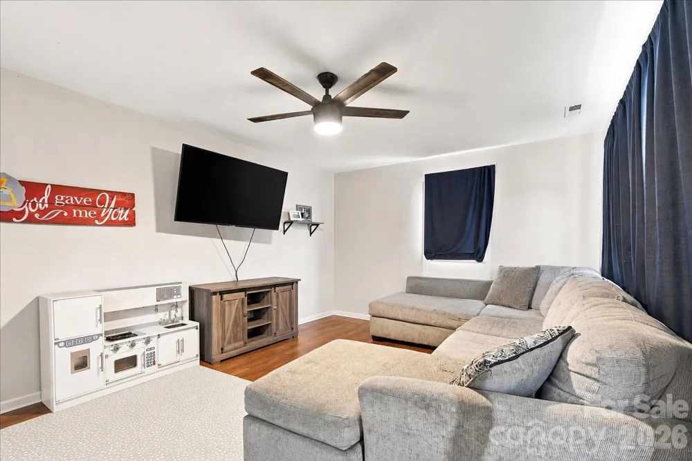 305 Poplar Street Gaffney, SC 29341