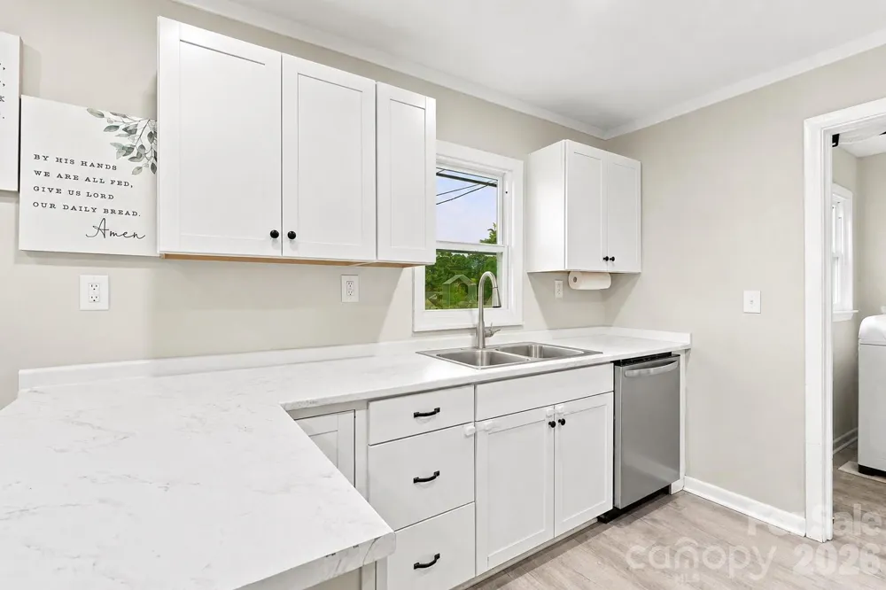 305 Poplar Street Gaffney, SC 29341