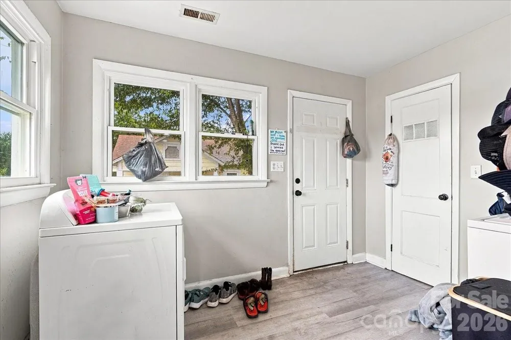 305 Poplar Street Gaffney, SC 29341