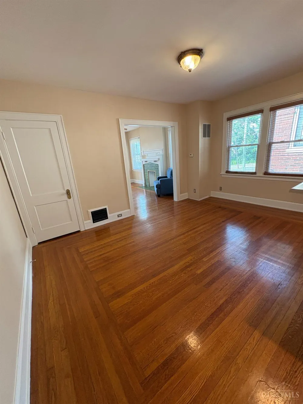 5244 Montgomery Rd Norwood, OH 45212