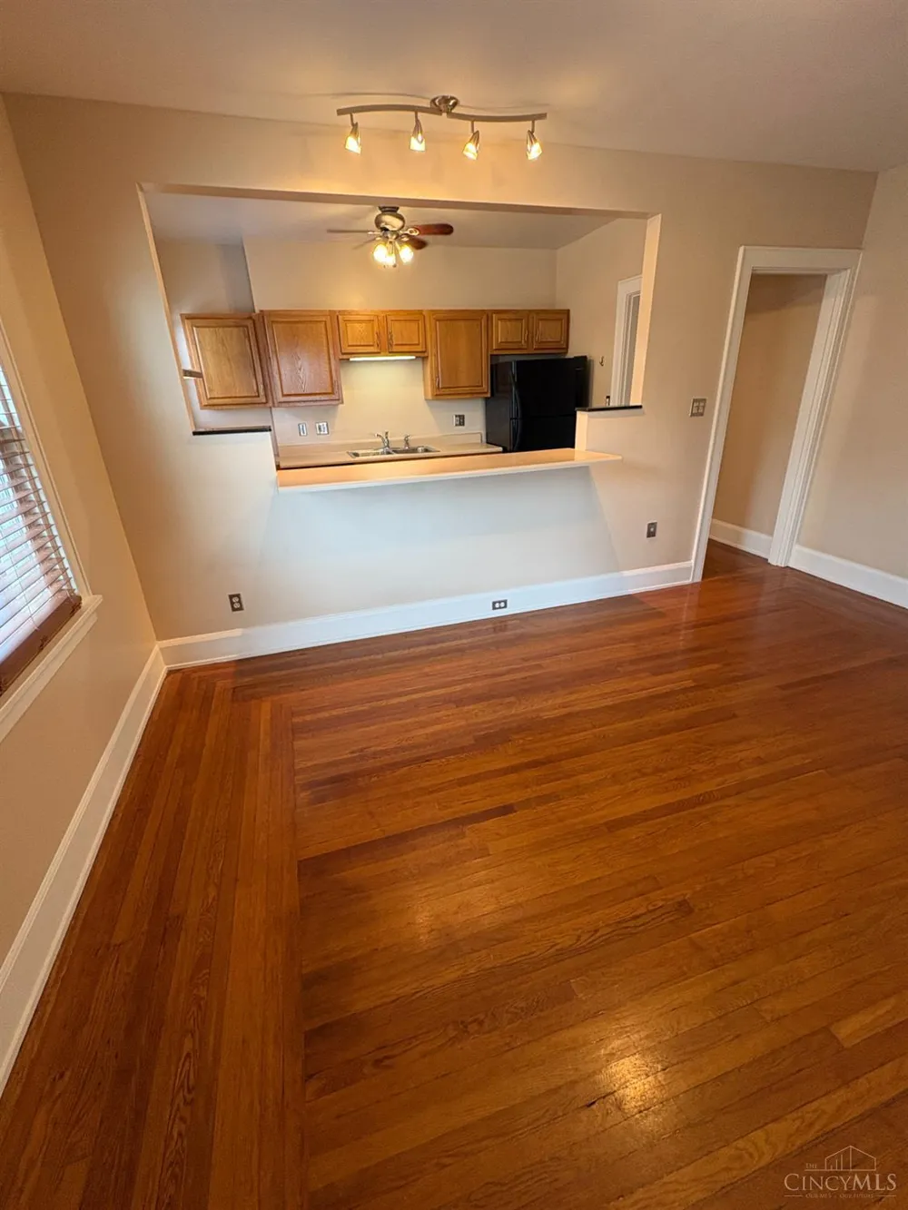 5244 Montgomery Rd Norwood, OH 45212