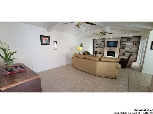 5603 ARNCLIFFE DR Houston, TX 77088