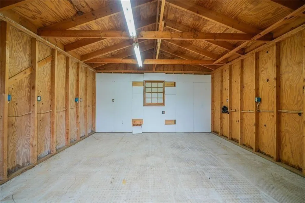 2168 Cannon Hill Road SW Lilburn, GA 30047